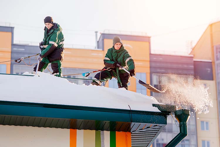 Service de déneigement de toiture Magog